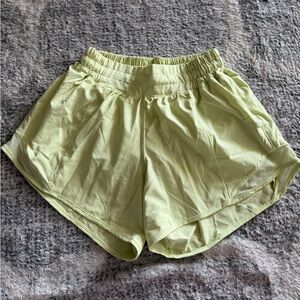 Lululemon hotty hots